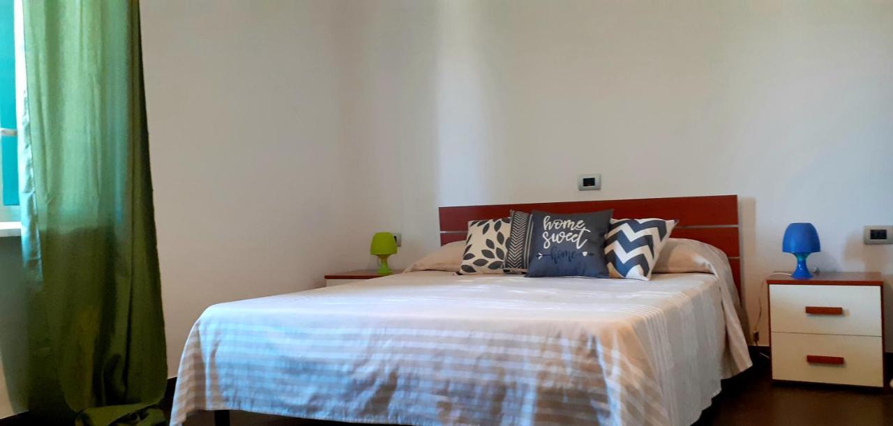 8 Via V. Monti Villa Loiri Porto San Paolo Eksteriør billede