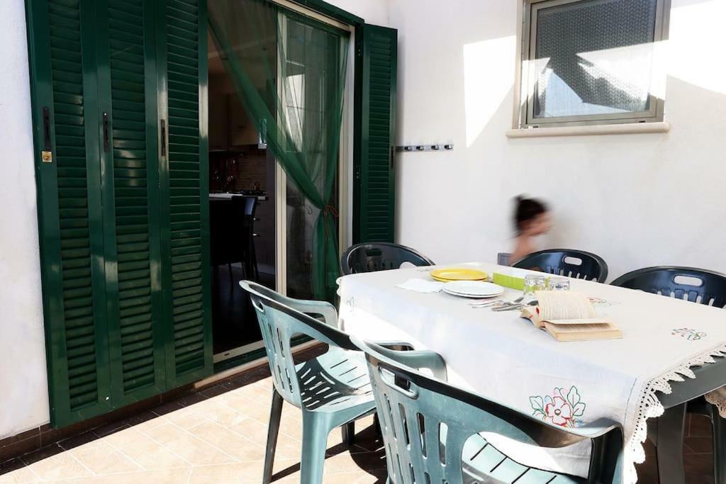 8 Via V. Monti Villa Loiri Porto San Paolo Eksteriør billede